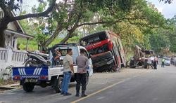 Wisata berubah jadi tragedi: bus pariwisata rem blong di Probolinggo, 6 tewas di tempat