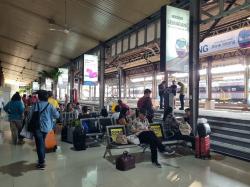 Antisipasi Cuaca Ekstrem, KAI Daop 4 Semarang Imbau Penumpang Atur Waktu Perjalanan ke Stasiun