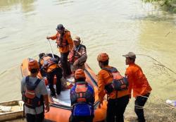 Seorang Kakek di Grobogan Tenggelam di Sungai Serang, Tim SAR Gabungan Lanjutkan Pencarian