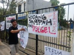 Aktivis Lingkungan Demo 