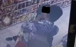 Jombang Geger! Dua Pelajar Terekam CCTV Berciuman di Minimarket, Videonya Viral