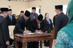 Bupati Bojonegoro Lantik 67 Pejabat Baru, Dorong Program Berdampak Nyata bagi Warga