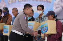 Bakti Sosial dan Pelatihan Digital Marketing Bantu Pekerja Terdampak PHK di HUT Lantas ke-70