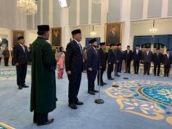 Presiden Prabowo Lantik Djamari Chaniago sebagai Menko Polkam dan Erick Thohir sebagai Menpora