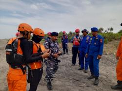 Dua Nelayan Muda Hilang Ditelan Ombak, Polairud dan Tim Gabungan Sisir Laut Cikole Cidaun