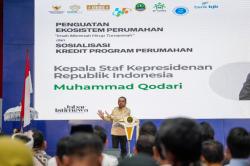 Blak-blakan! M Qodari Bandingkan Strategi 'Gas Ekonomi' Purbaya dan Maruarar