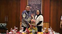 Sutradara Bogor Ineu Rahmawati Raih Best Short Documentary di Golden FEMI 2025