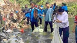 Peringati Hari Keadilan Ekologis, Gen Alpha dan Gen Z Bersih-bersih DAS Brantas