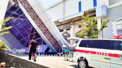 Teras Kantor Pemerintahan Terpadu Brebes Tiba-tiba Ambruk