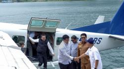 Angkutan Baru Danau Toba, Bobby Nasution Tinjau Penerbangan Perdana Pesawat Amfibi