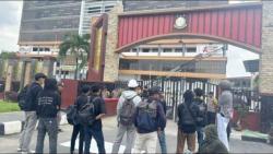 Aliansi Mahasiswa Anti Korupsi Kaltim Gelar Aksi, Desak Kejati Usut Tuntas Kasus Korupsi