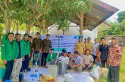 Tim Composite Center Universitas Malikussaleh Gelar Pelatihan Pembuatan Wadah Komposter