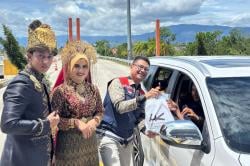Pengelola Tol Jawa-Sumatera Ramai-Ramai Bagikan Hadiah Kepada Pengguna Jalan, Ada Apa?