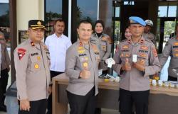 Kapolres Tes Urine Bareng Anggota, Pesan Perang Narkoba Makin Menggelegar