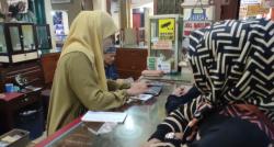 Harga Emas Tembus Rekor! Omzet Pedagang Pandeglang Anjlok hingga 40%
