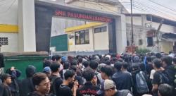 Ratusan Siswa SMK 2 Pasundan Unjuk Rasa Tuntut Sekolah Pecat Guru yang Diduga Cabuli Murid