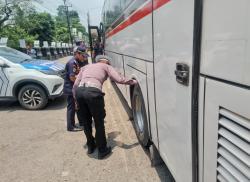 Antisipasi Kecelakaan, Puluhan Sopir Bus di Purwakarta Jalani Tes Alkohol dan Ramp Check