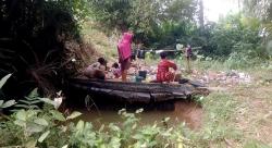 BREAKING NEWS: Krisis Air Bersih, Warga Tenjo Kabupaten Bogor Terpaksa Gunakan Air Kubangan