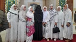 Istighfar Redakan Amarah, Pesan Umi Pipik di Kajian Muslimah Bangka Tengah