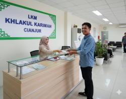 Ribuan Nasabah Panik, LKM Akhlakul Karimah Cianjur Terancam Dibekukan, Dana Tabungan Tersendat