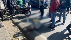 Kendarai Motor di Jalan Raya Waru, Wanita Muda Tewas Diserempet Truk Tangki