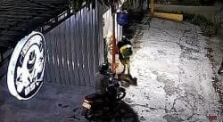 Aksi Pencurian Lima Sak Beras di Toko Sembako Palangka Raya Terekam Kamera CCTV