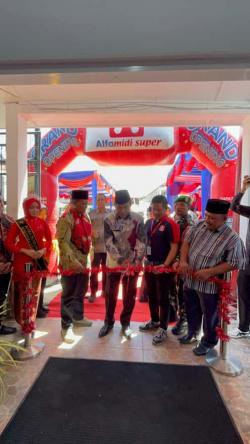 Alfamidi Resmikan Teaching Factory di SMKN 1 Padang Sidempuan untuk Perkuat Pendidikan Vokasi Ritel