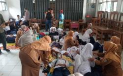 Heboh! Diduga Keracunan, Puluhan Siswa SMPN 4 Pamarican Tumbang Usai Santap MBG