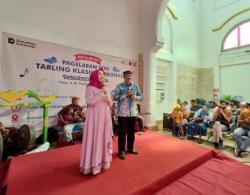 Merdu Tarling Cerbonan, Kesenian Pesisir Cirebon Temani Penumpang di Stasiun