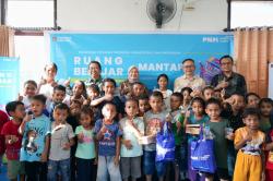 Warga Fatululi Sambut Gembira Hadirnya Ruang Belajar Mantap dari BUMN Ini