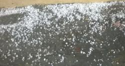 Hujan Es di Cikini Bikin Heboh, BMKG Minta Masyarakat Waspada