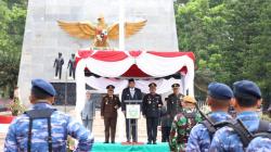 Hormati Pahlawan Revolusi, Bobby Nasution Serahkan Tali Asih ke Keluarga Letda Sujono di Simalungun
