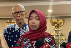 Istri Diplomat Muda Arya Daru Klarifikasi soal Alat Kontrasepsi di Kamar Kos