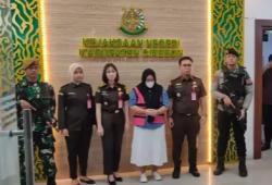 Kejari Cirebon Tahan Mantan Staf Bank, Diduga Korupsi Rp24,67 Miliar dan Cuci Uang