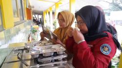 Cegah Keracunan, Korwil SPPi dan Ahli Gizi Blora Cek Langsung Menu Makan Bergizi di Sekolah