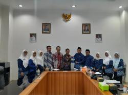 Ketua Himpaudi Pringsewu Taufik Qurrohim Minta DPRD Perjuangkan Status Guru PAUD Nonformal
