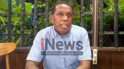 Tak Ingin Jadi Beban, Edo Kondologit Mundur dari DPRD Papua Barat Daya dan PDIP