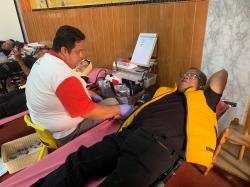 Rayakan Ulang Tahun ke-61, Golkar Karawang Dekatkan Diri ke Rakyat Lewat Aksi Sosial