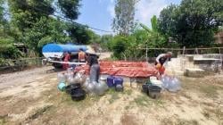 BPBD Bojonegoro Sudah Salurkan 247 Tangki Air Bersih ke 14 Desa Terdampak Kekeringan