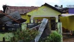 Ratusan Rumah di Gowa Porak-poranda Diterjang Angin Puting Beliung
