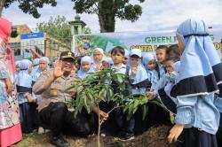 Menamakan Sejak Dini ke Siswa Untuk Cinta Lingkungan