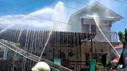 Ditinggal Pemiliknya Berobat ke Luar Kota, Sebuah Rumah di Palangka Raya Nyaris Ludes Terbakar