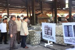 Berantas Tambang Ilegal, Prabowo: Kerugian Rp300 Triliun Harus Dihentikan!