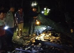 Gegara Lampu Minyak Terjatuh, Satu Rumah di Karangwader Penawangan Terbakar