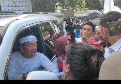 Emak-emak di Indramayu Hadang Mobil KDM, Ini yang Mereka Inginkan