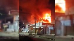 Kebakaran Hebat, Minimarket di Tuban Ludes Dilalap si Jago Merah