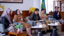 Melawan Kenaikan Harga Telur, Bulog Sumut Distribusikan 1.356 Ton Jagung Pakan Bersubsidi