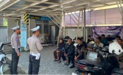 Satlantas Polres Pangandaran Bikin Kejutan, Edukasi Warga Bayar Pajak Cuma Sekali Klik!