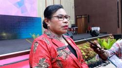 Ketua Dekranasda Kota Sorong Hidupkan Kembali Tradisi ASN Gunakan Noken, Sekaligus Angkat UMKM Lokal
