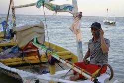 Tindaklanjuti Permintaan Gubernur Khofifah, Telkomsel Perkuat Sinyal di Teluk Biru